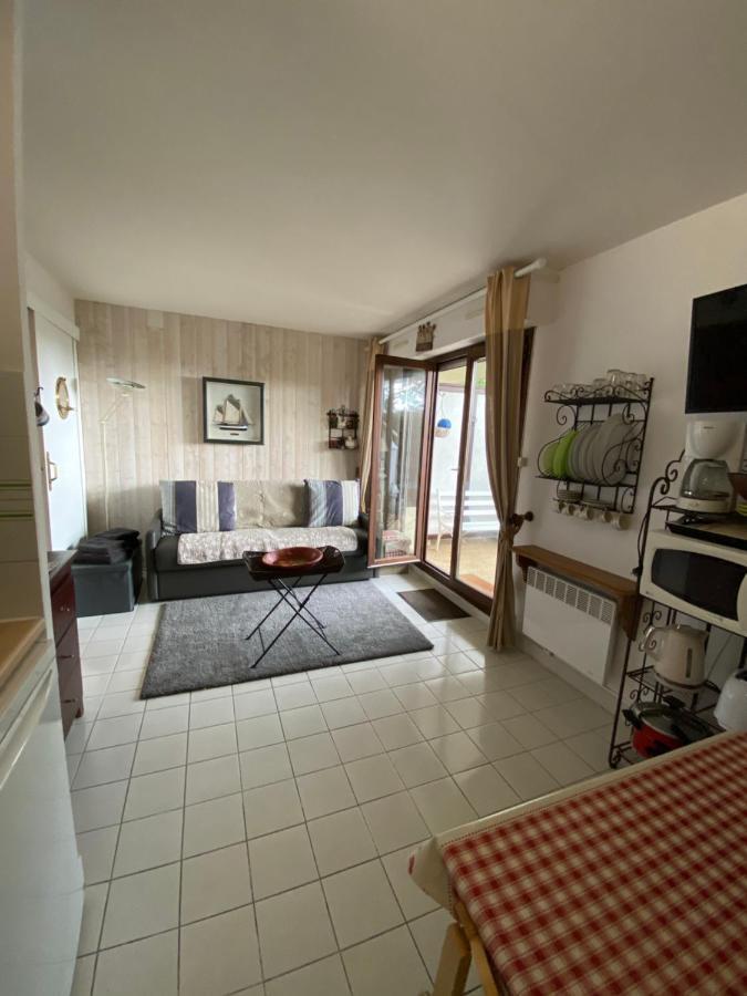 Studio En Rez De Jardin -"Le Petit Nid" A Trouville Kültér fotó