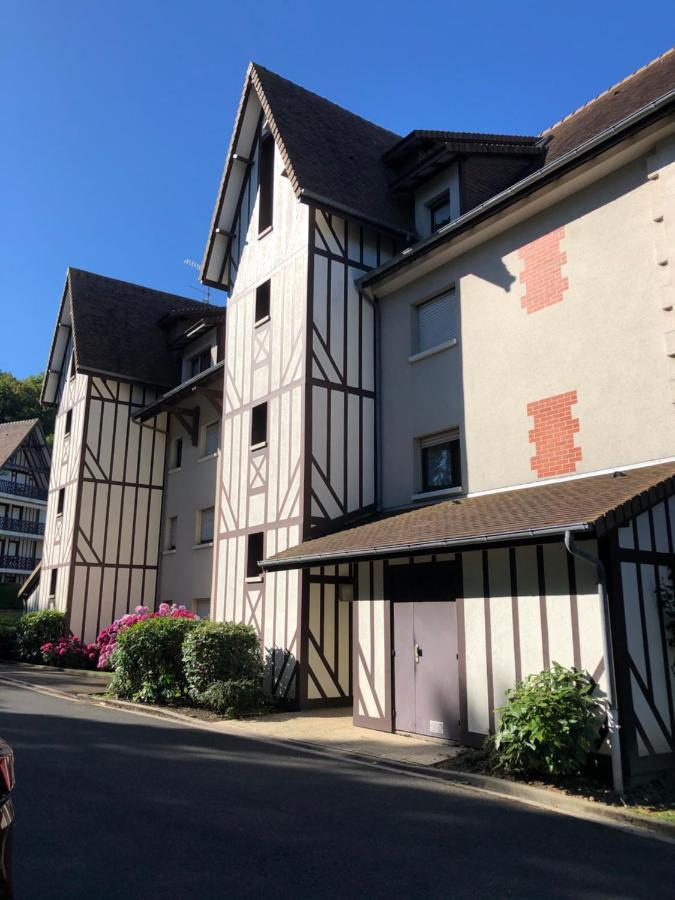 Studio En Rez De Jardin -"Le Petit Nid" A Trouville Kültér fotó