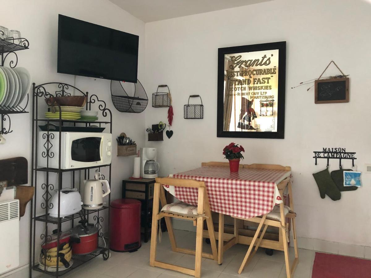 Studio En Rez De Jardin -"Le Petit Nid" A Trouville Kültér fotó